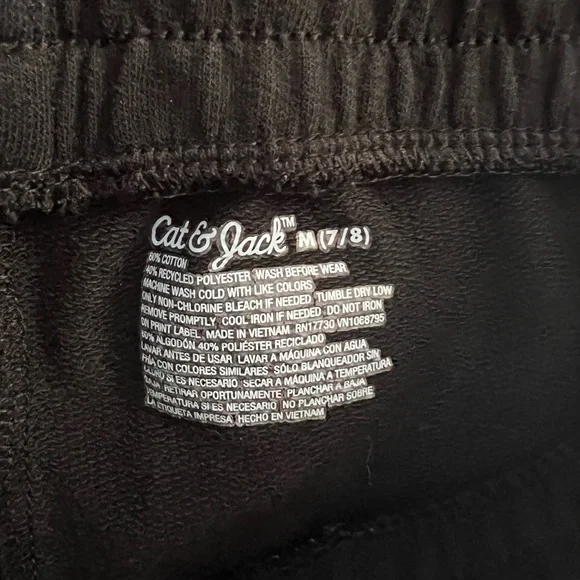 Girls Cat & Jack shorts - Picture 5 of 5